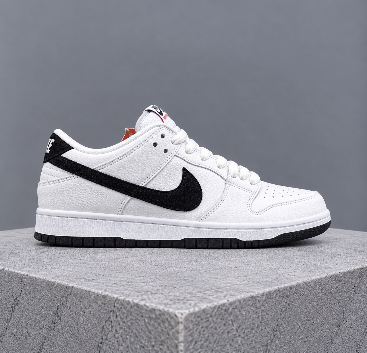 Jordan Air Jordan 1 Low OG Black / Sail
